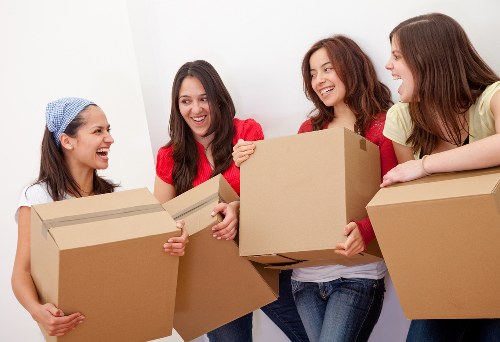 Urban moving support with furniture transport in Brixton