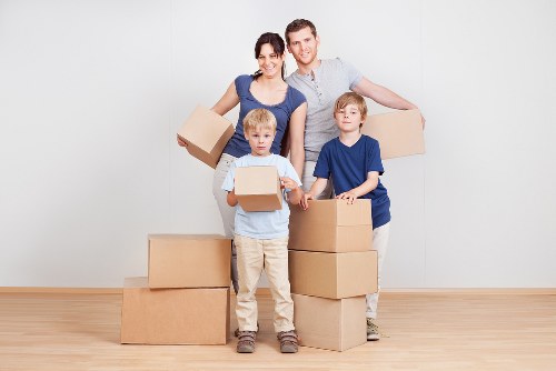 Local moving truck support for Brixton homes and businesses